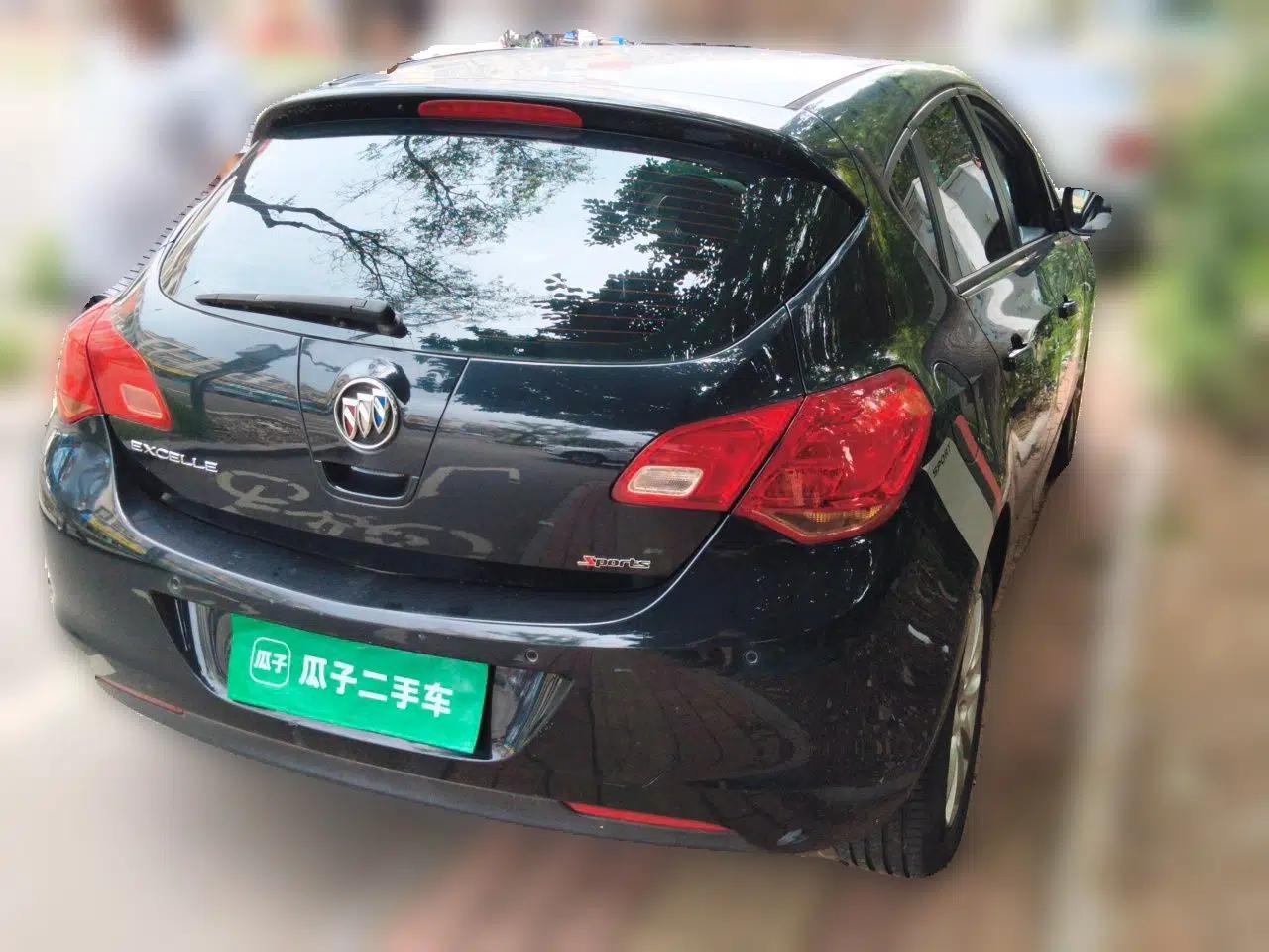 Buick GT 2012 XT 1.6L Automatic Fashion Edition — миниатюра 6