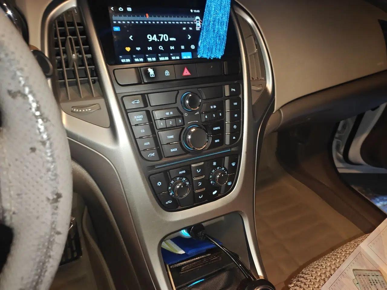 Buick GT 2013 GT 1.6L Manual Entry-Level Model — миниатюра 13