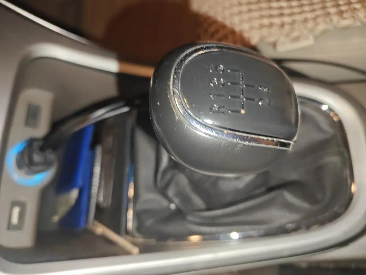 Buick GT 2013 GT 1.6L Manual Entry-Level Model — миниатюра 14