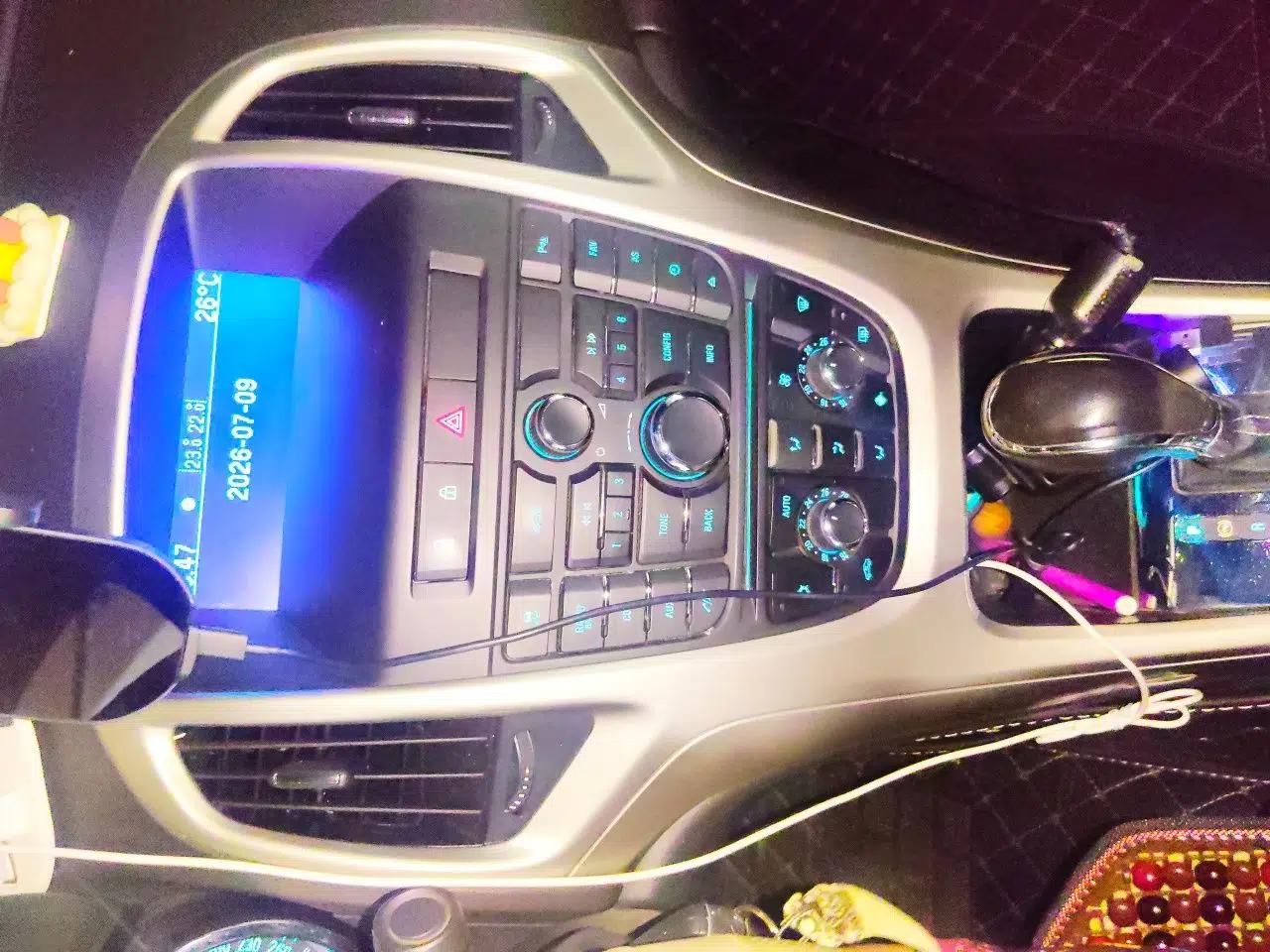 Buick GT 2011 GT 1.6T Fashion Sport Edition Leather Model — миниатюра 13