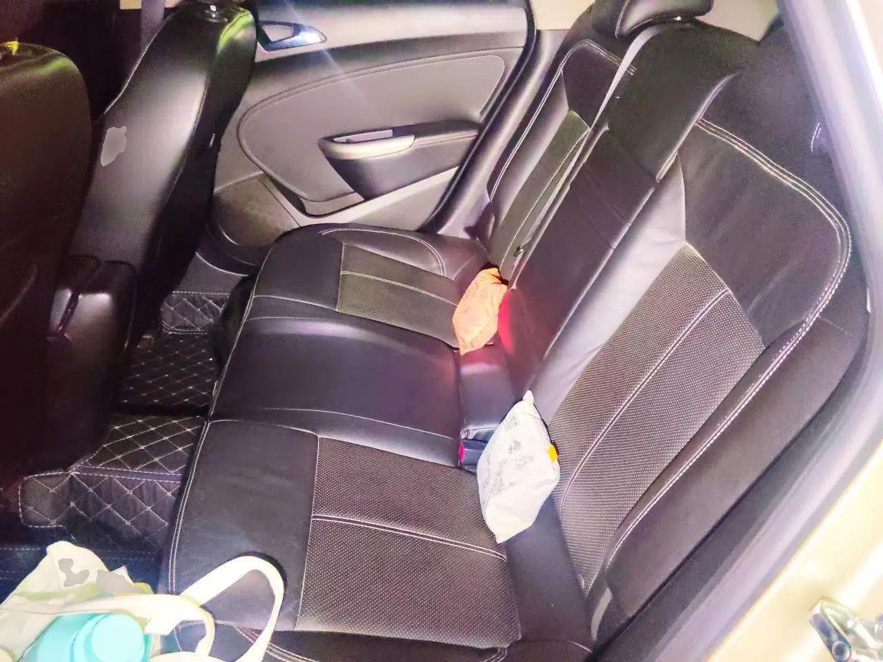 Buick GT 2011 GT 1.6T Fashion Sport Edition Leather Model — миниатюра 17