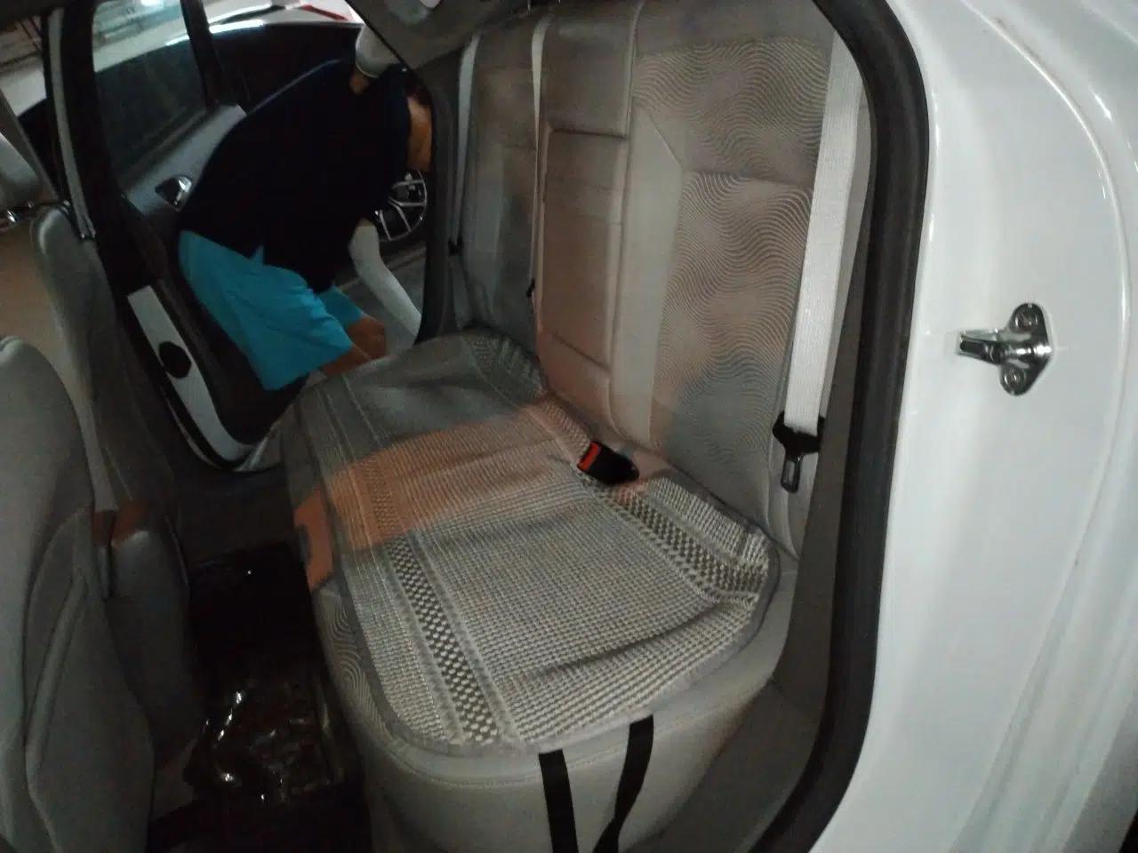 Buick GT 2012 XT 1.6L Automatic Fashion Edition — миниатюра 17