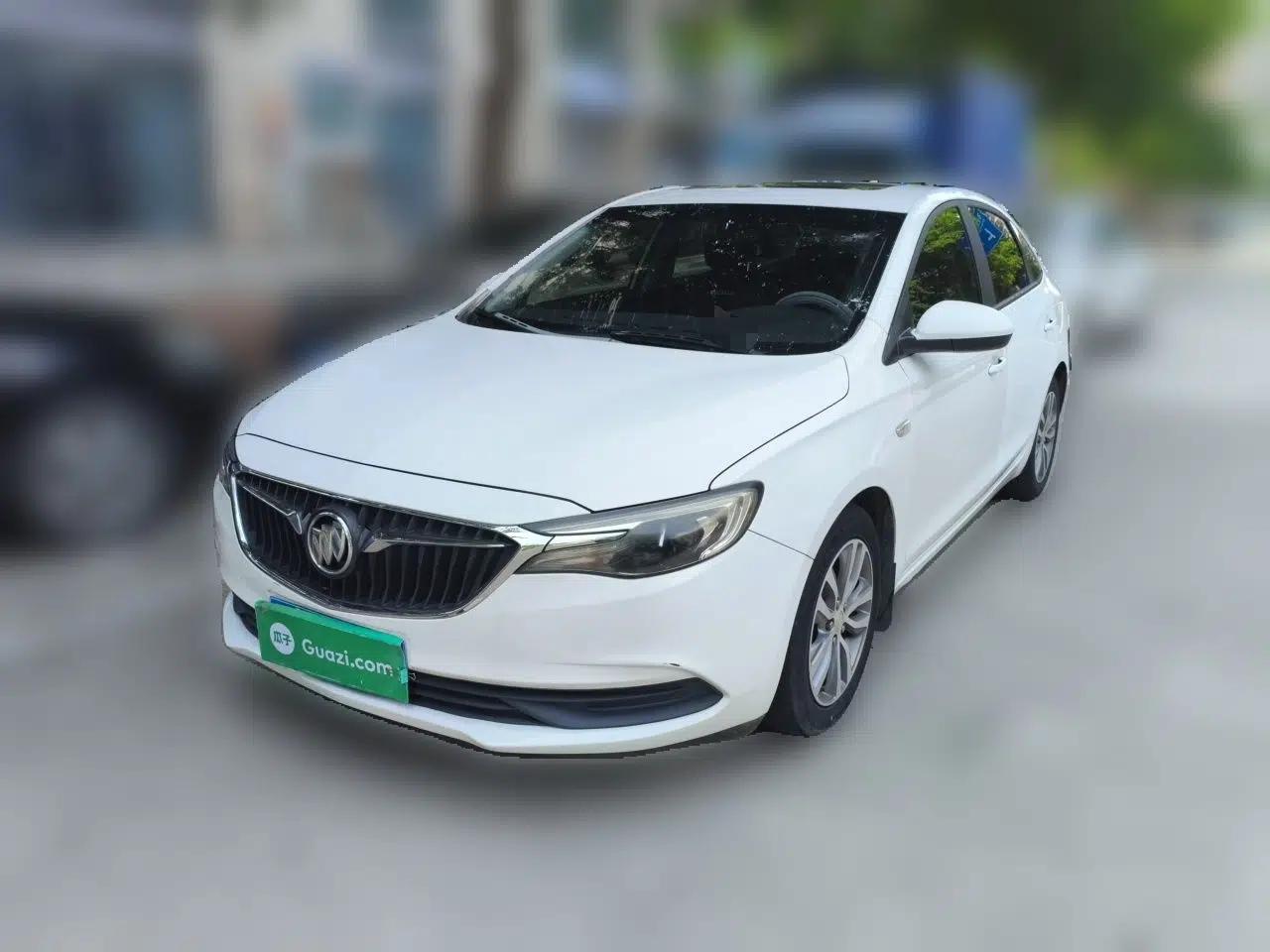 Buick GT 2018 18T Automatic Elite Model — миниатюра 1