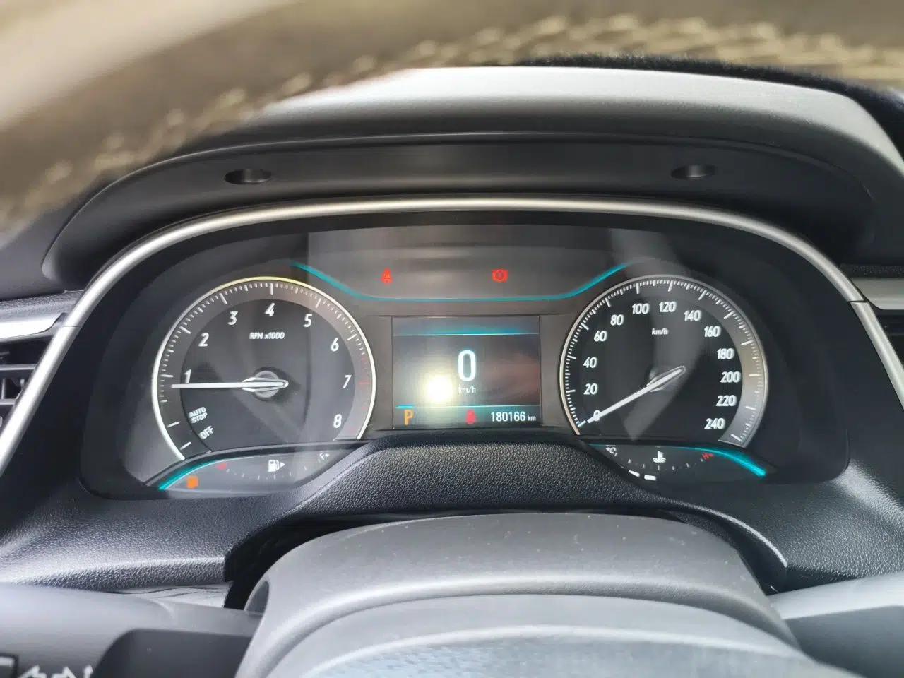 Buick GT 2018 18T Automatic Elite Model — миниатюра 11