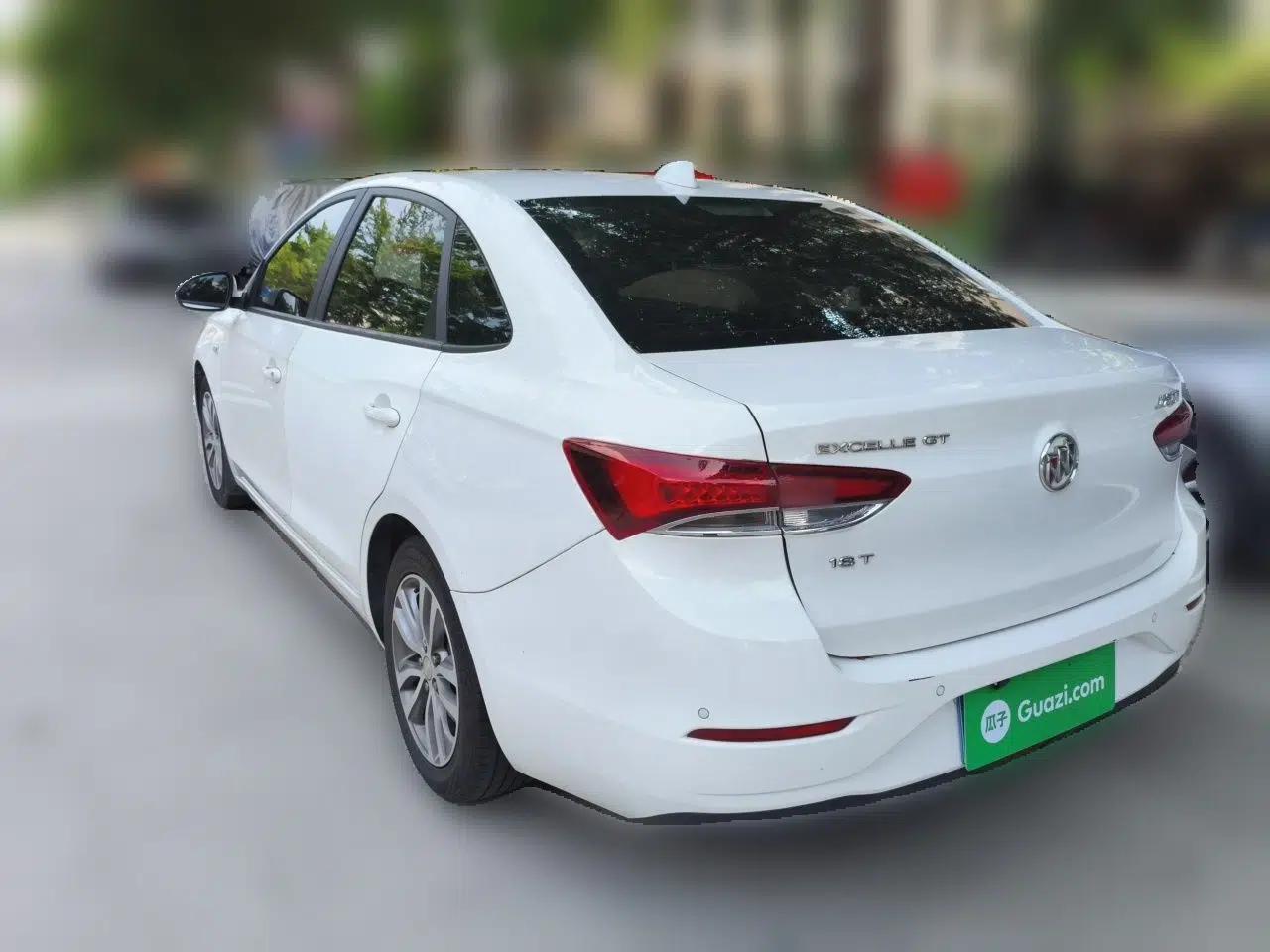Buick GT 2018 18T Automatic Elite Model — миниатюра 4