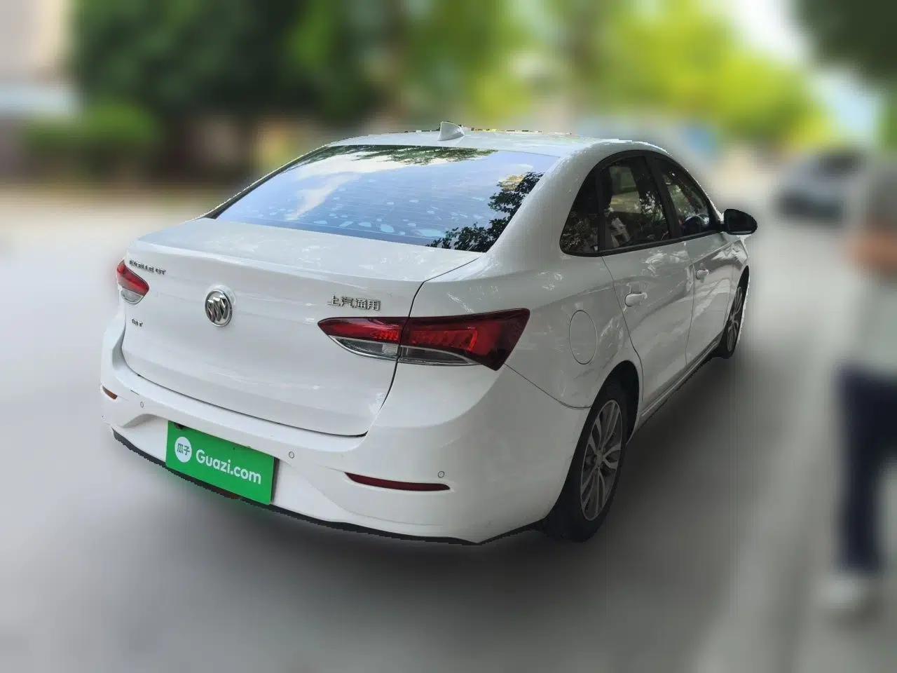 Buick GT 2018 18T Automatic Elite Model — миниатюра 6