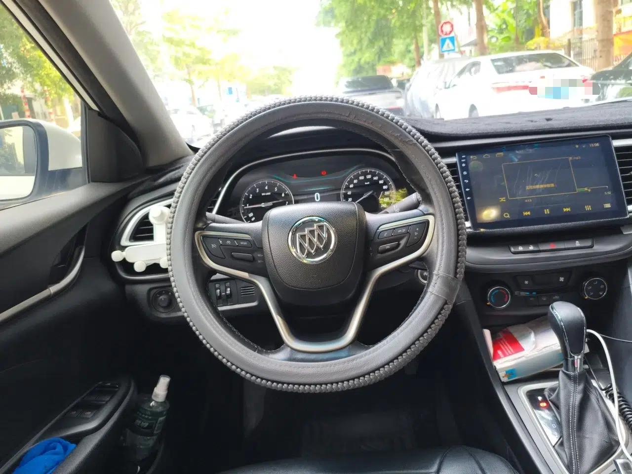 Buick GT 2018 18T Automatic Elite Model — миниатюра 10