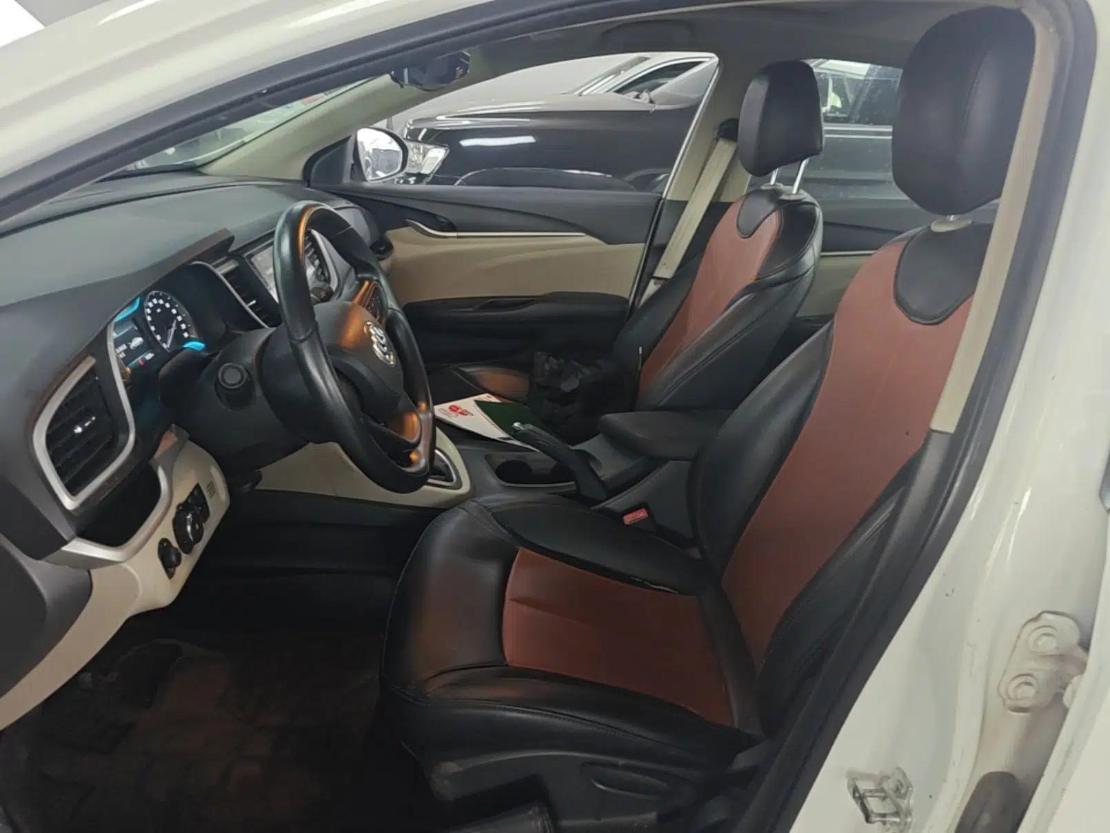 Buick GT 2017 15N Automatic Elite Version — миниатюра 14