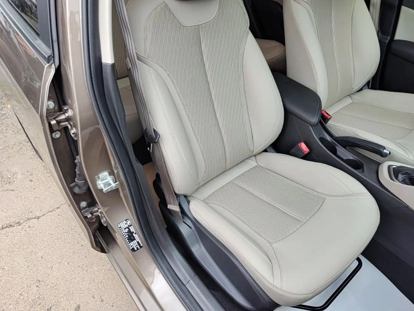 Buick GT 2017 15N Automatic Elite Version — миниатюра 19