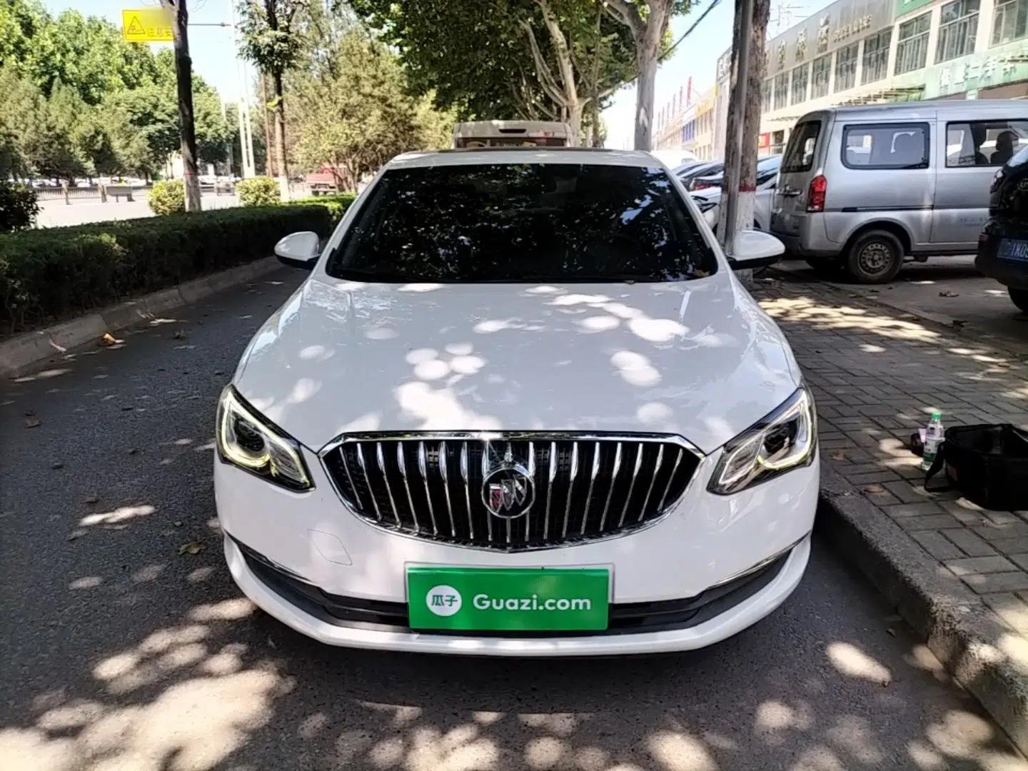 Buick GT 2016 15N Automatic Luxury Edition — миниатюра 2