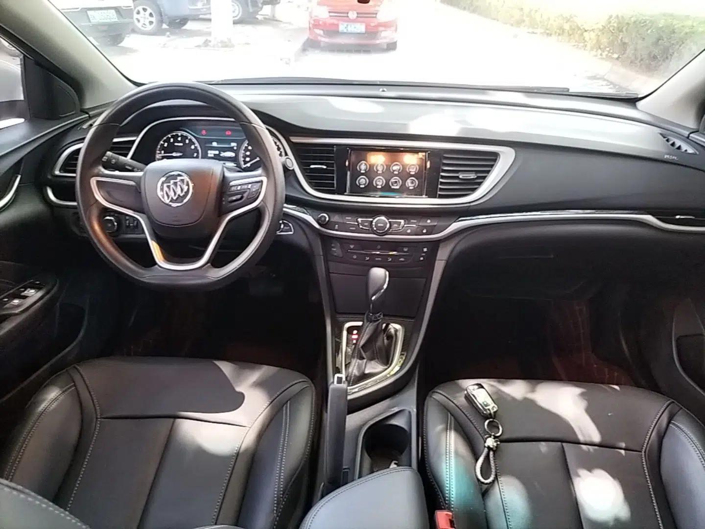 Buick GT 2016 15N Automatic Luxury Edition — миниатюра 12