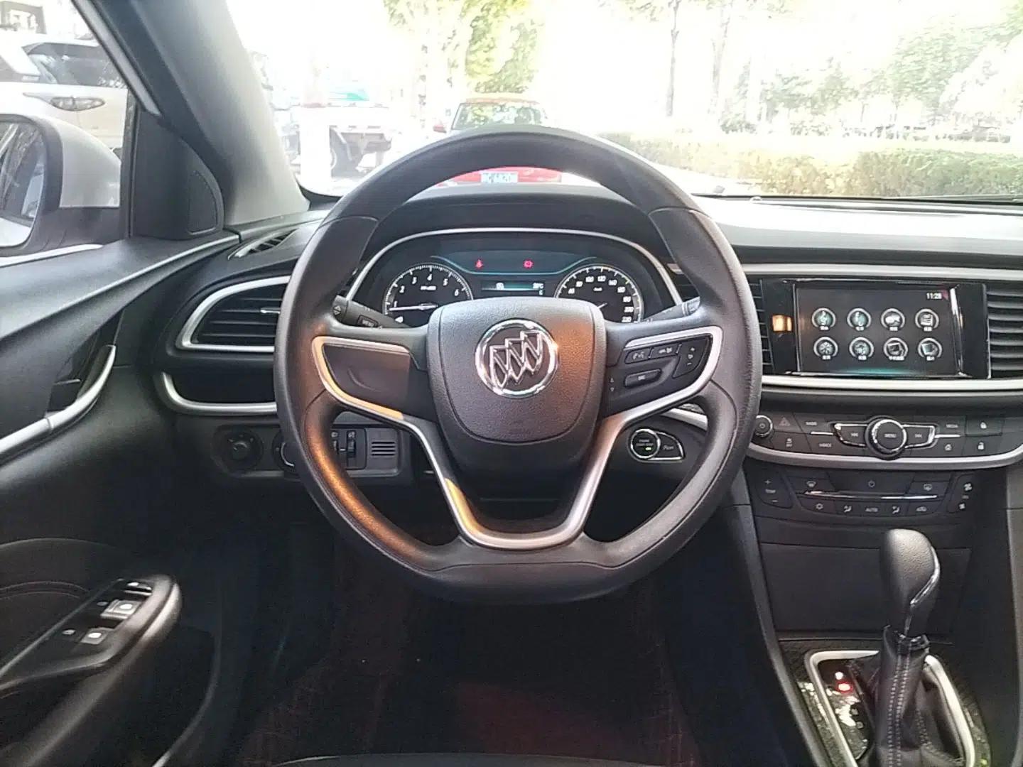 Buick GT 2016 15N Automatic Luxury Edition — миниатюра 13