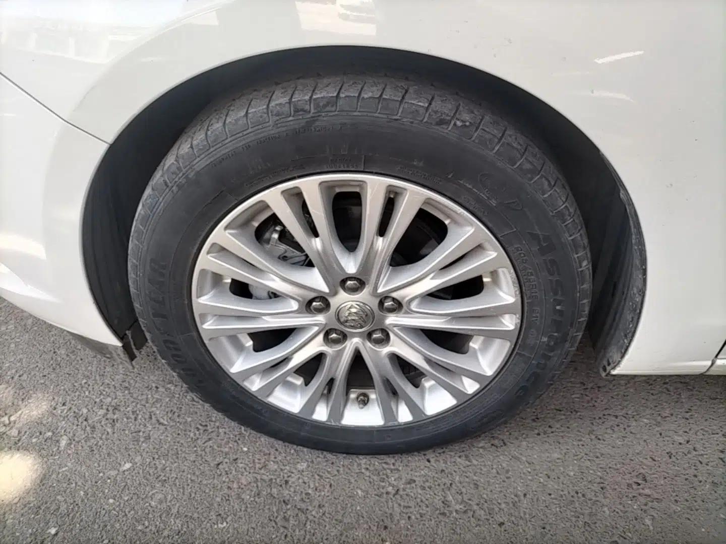 Buick GT 2016 15N Automatic Luxury Edition — миниатюра 10