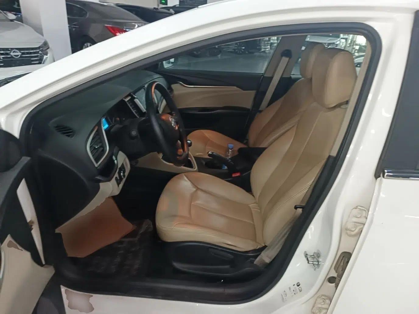 Buick GT 2015 15N Manual Entry-Level Trim — миниатюра 17