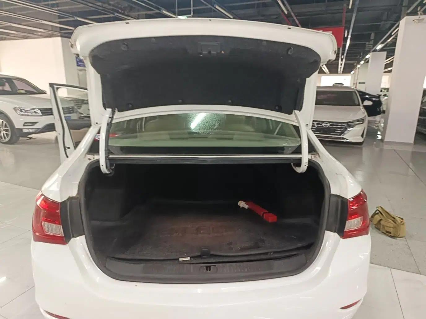 Buick GT 2015 15N Manual Entry-Level Trim — миниатюра 22
