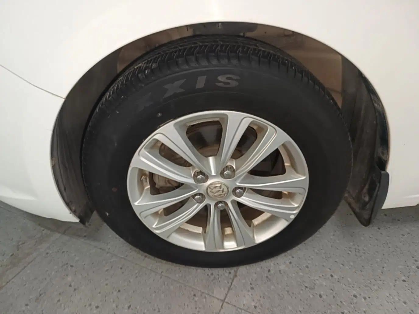 Buick GT 2015 15N Manual Entry-Level Trim — миниатюра 10