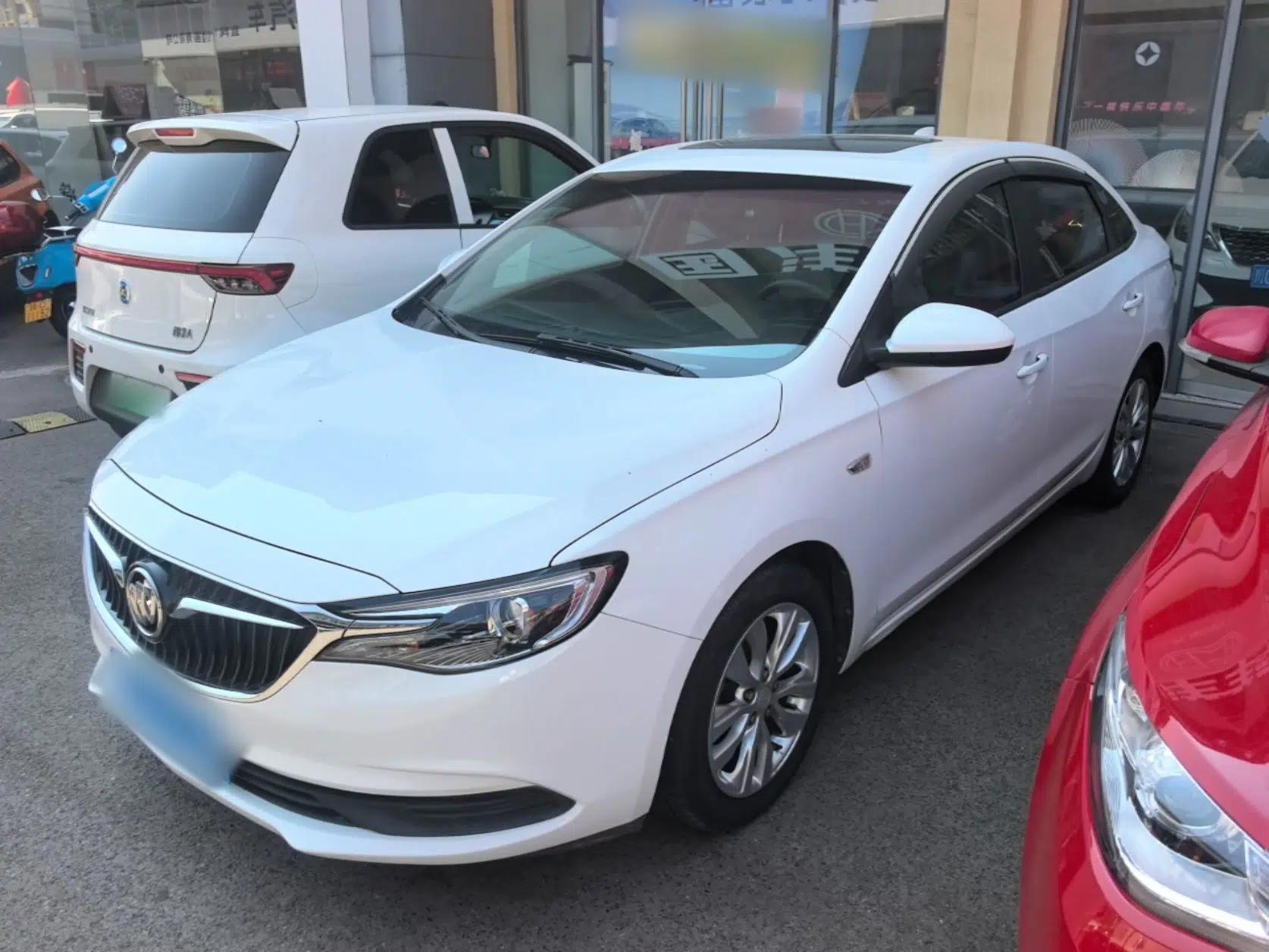 Buick GT 2018 15T Manual Elite Version China V Standard — миниатюра 1