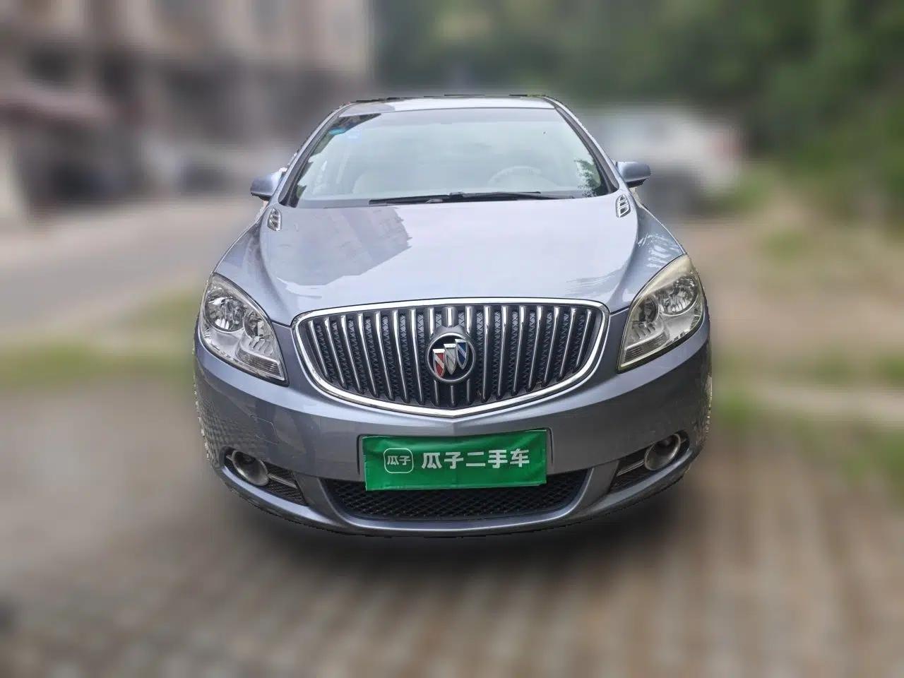 Buick GT 2012 GT 1.6L Automatic Fashion Edition — миниатюра 2