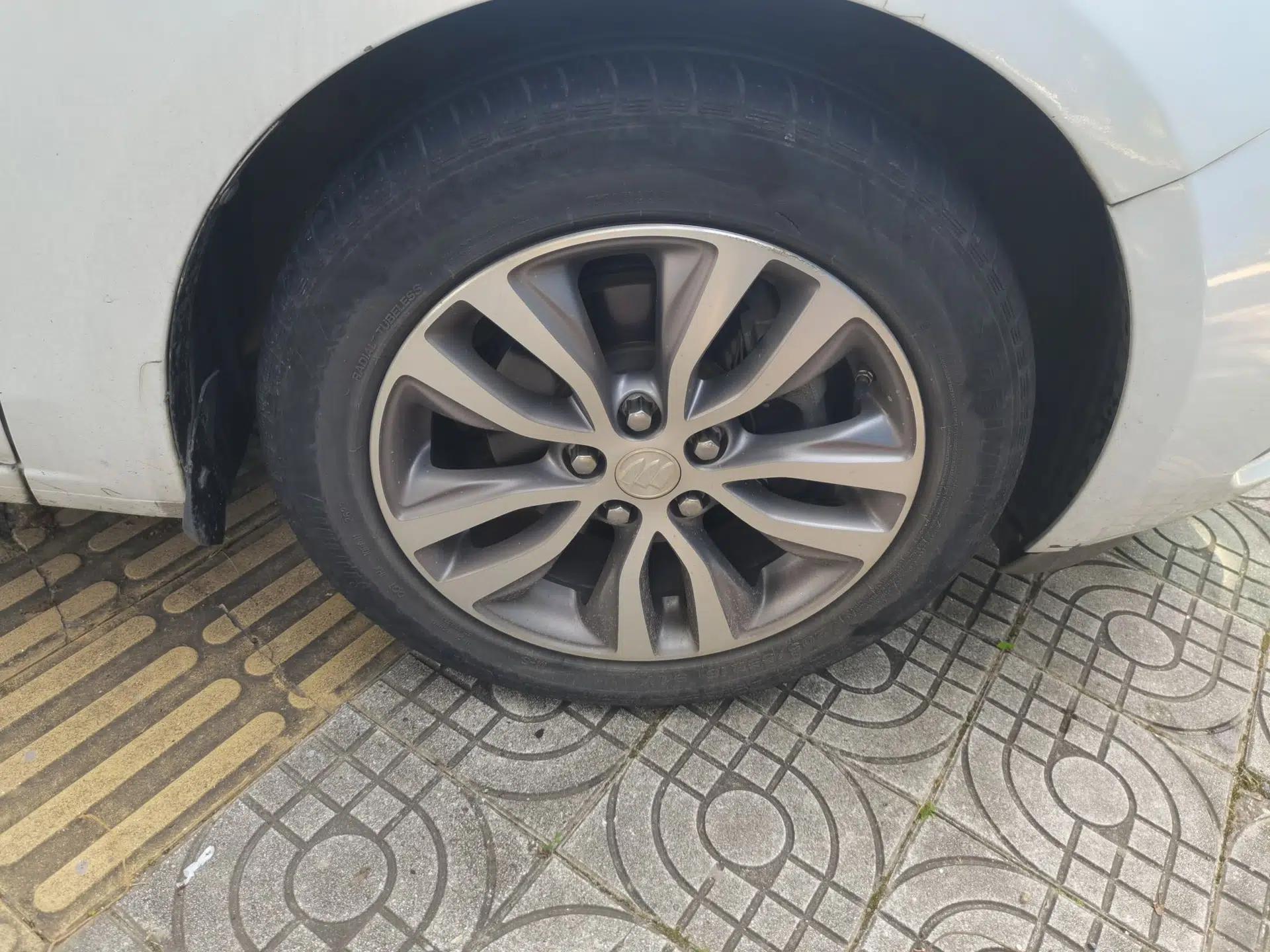 Buick GT 2019 18T Automatic Connected Elite Model China V Standard — миниатюра 8