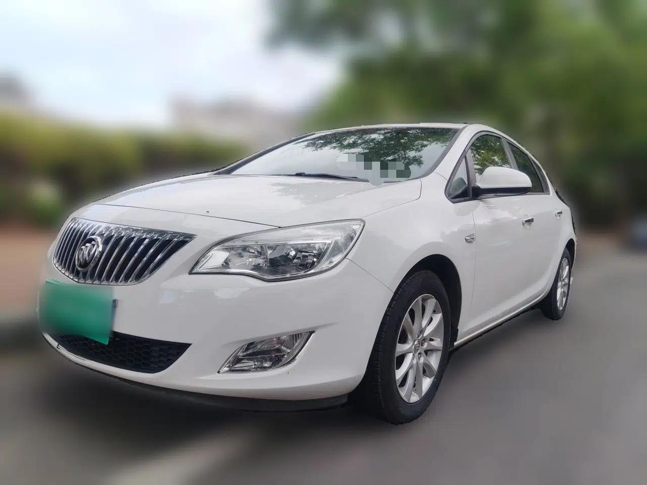 Buick GT 2014 XT 1.6L Automatic Fashion Edition — миниатюра 1