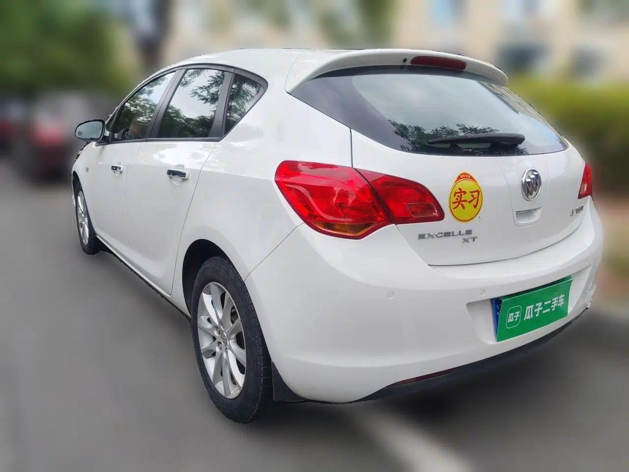 Buick GT 2014 XT 1.6L Automatic Fashion Edition — миниатюра 4