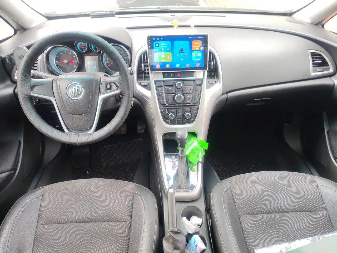 Buick GT 2014 XT 1.6L Automatic Fashion Edition — миниатюра 9