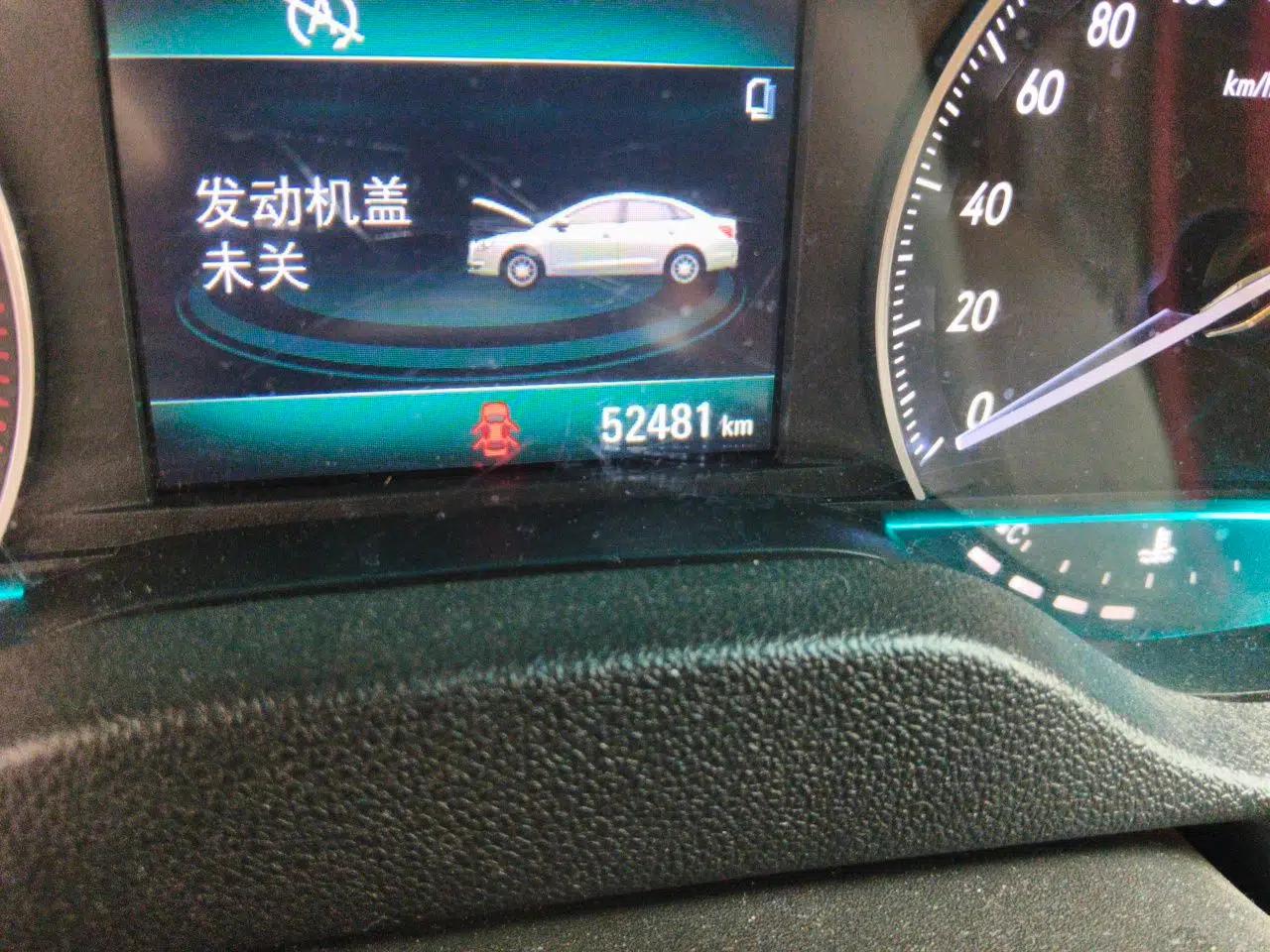 Buick GT 2016 15N Manual Luxury Version — миниатюра 12