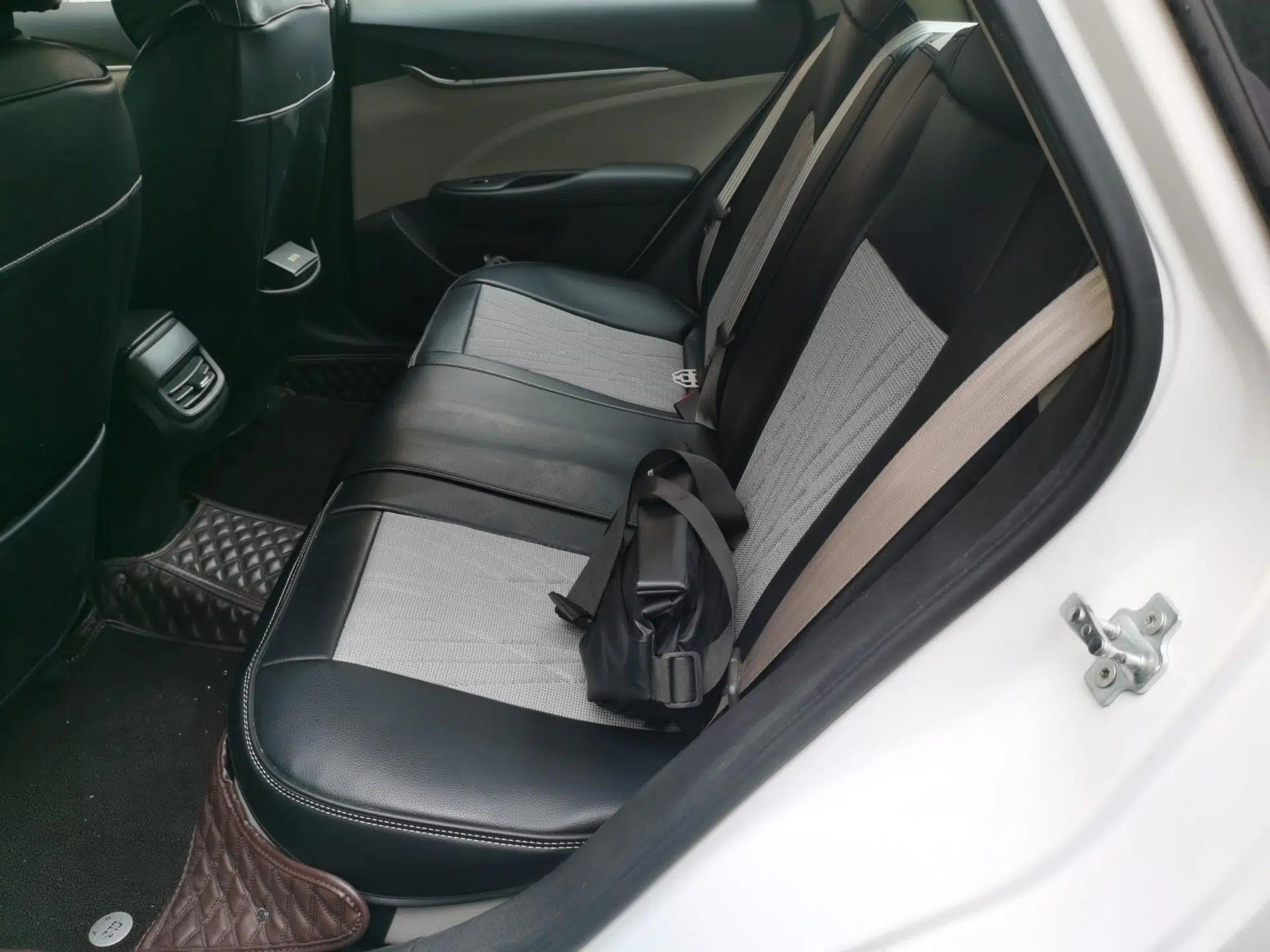 Buick GT 2016 15N Automatic Entry-Level Trim — миниатюра 17