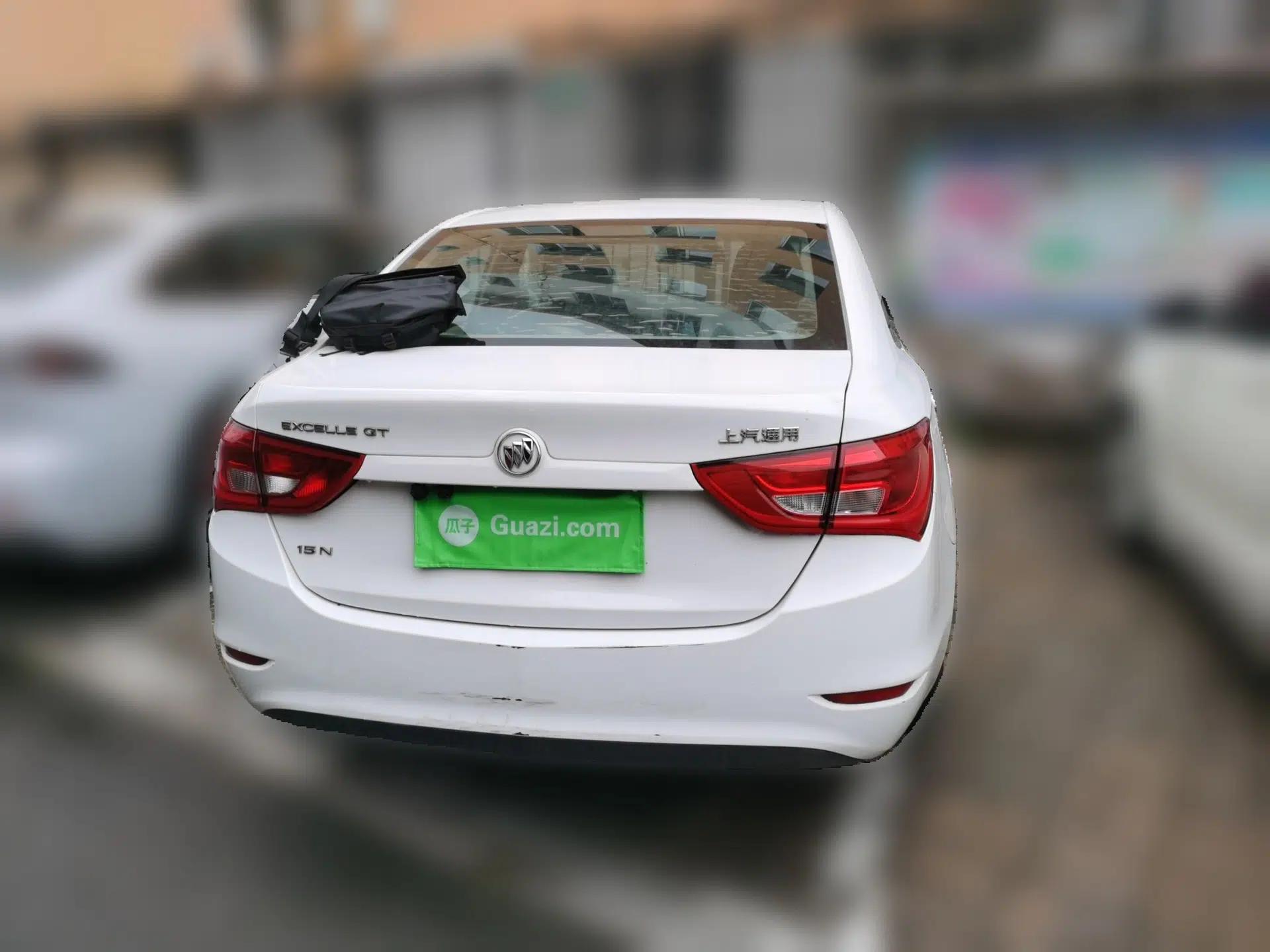 Buick GT 2016 15N Automatic Entry-Level Trim — миниатюра 5