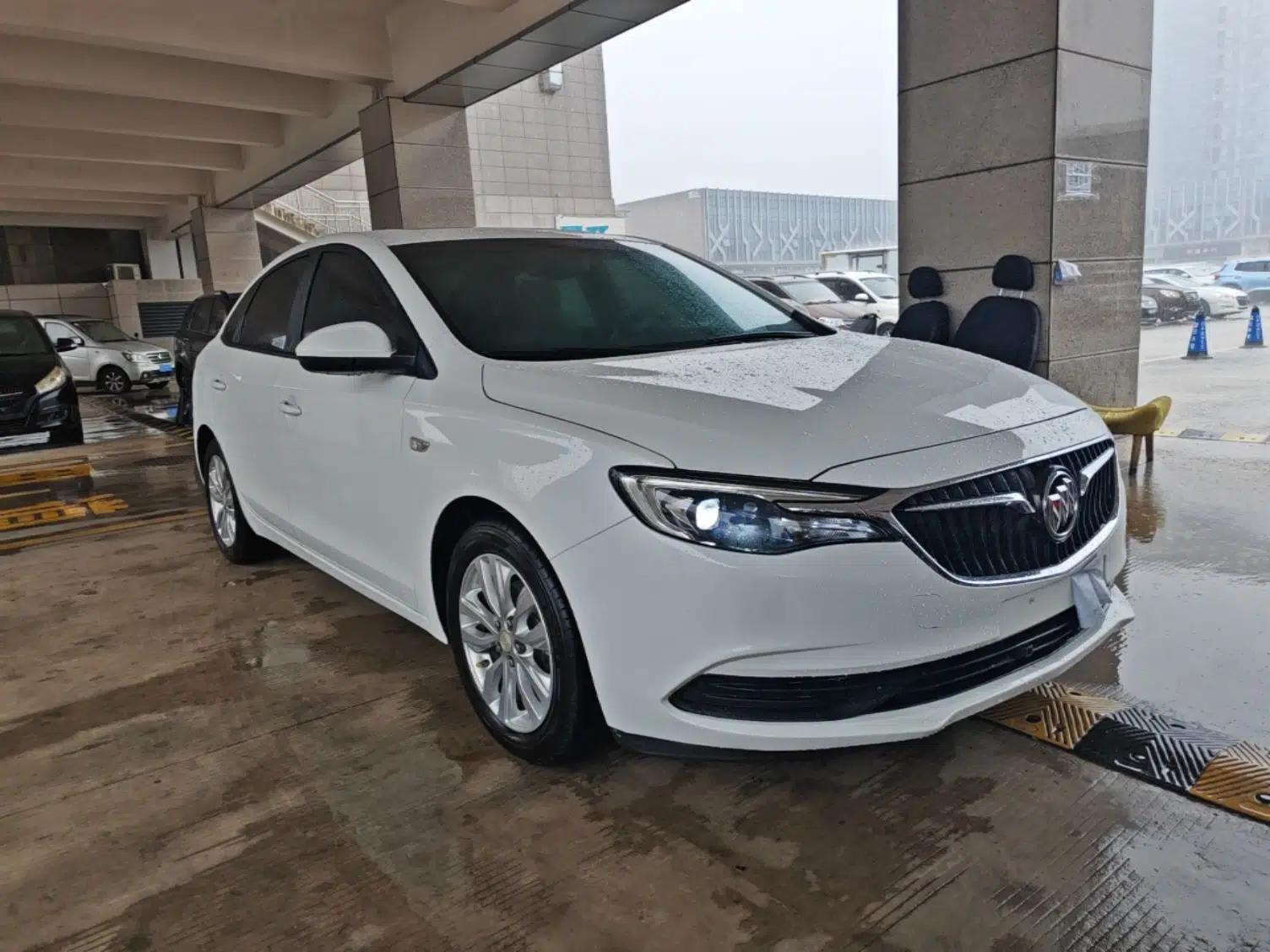 Buick GT 2019 15T Dual-Clutch Connected Elite Version China V Standard — миниатюра 3