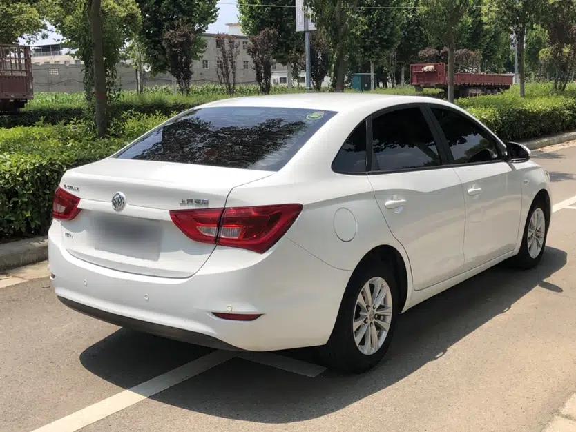 Buick GT 2017 15N Automatic Entry-Level Trim — миниатюра 2