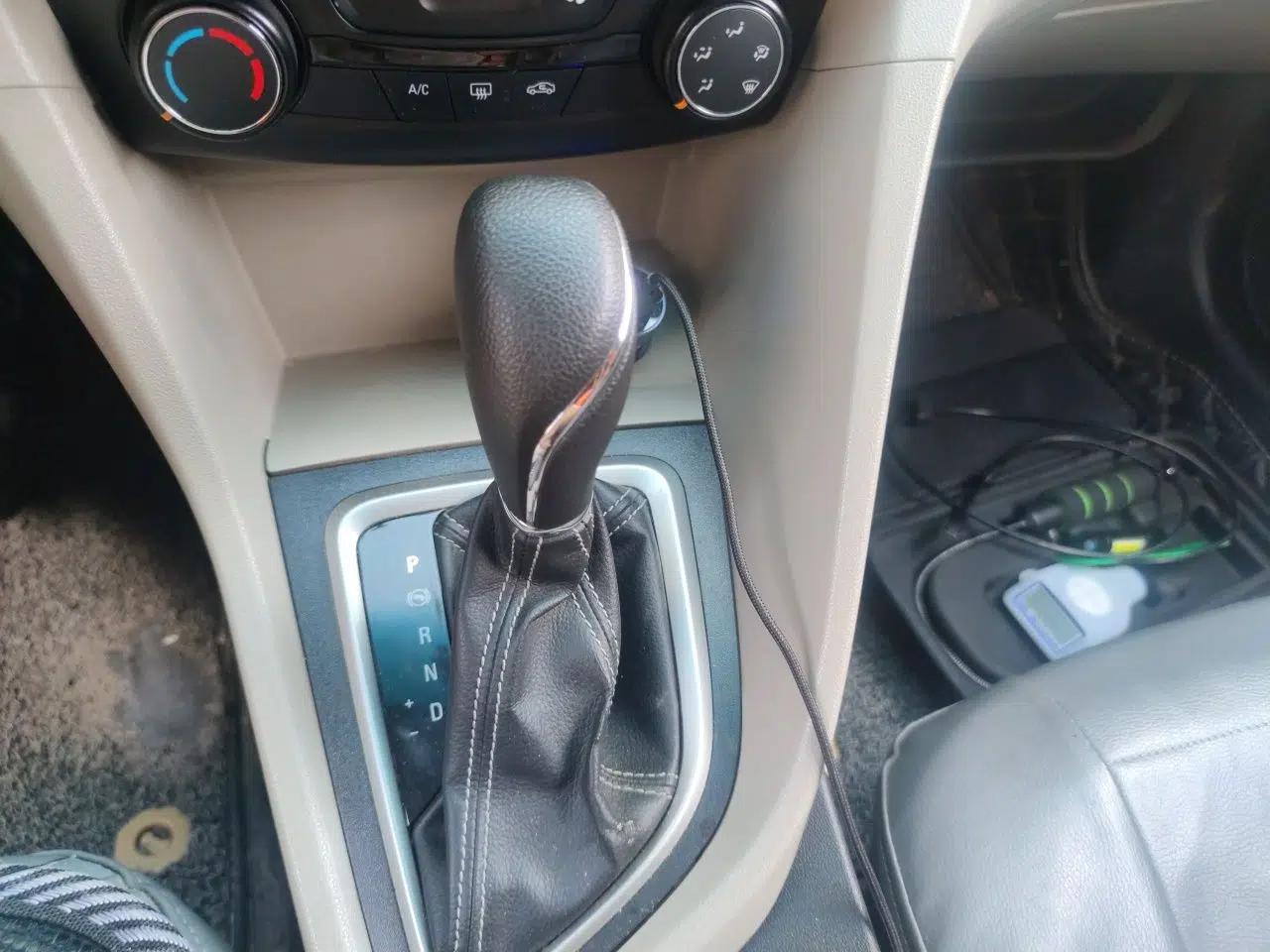 Buick GT 2017 15N Automatic Entry-Level Trim — миниатюра 11