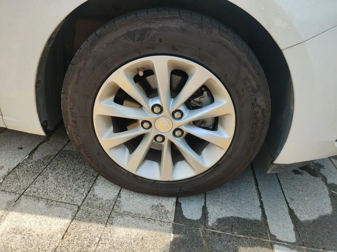 Buick GT 2019 15T Dual-Clutch Advanced Version China VI Standard — миниатюра 8