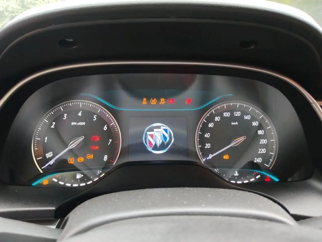 Buick GT 2015 15N Automatic Elite Version — миниатюра 11