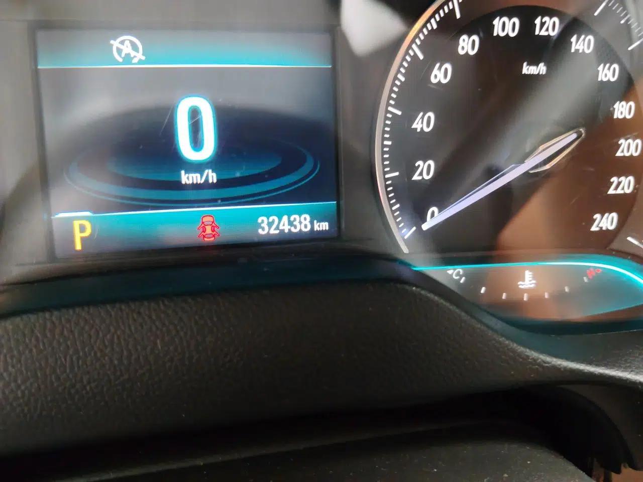 Buick GT 2015 15N Automatic Elite Version — миниатюра 12