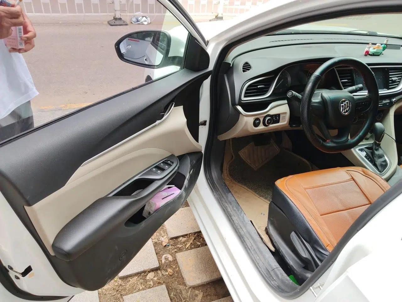 Buick GT 2015 15N Automatic Elite Version — миниатюра 16