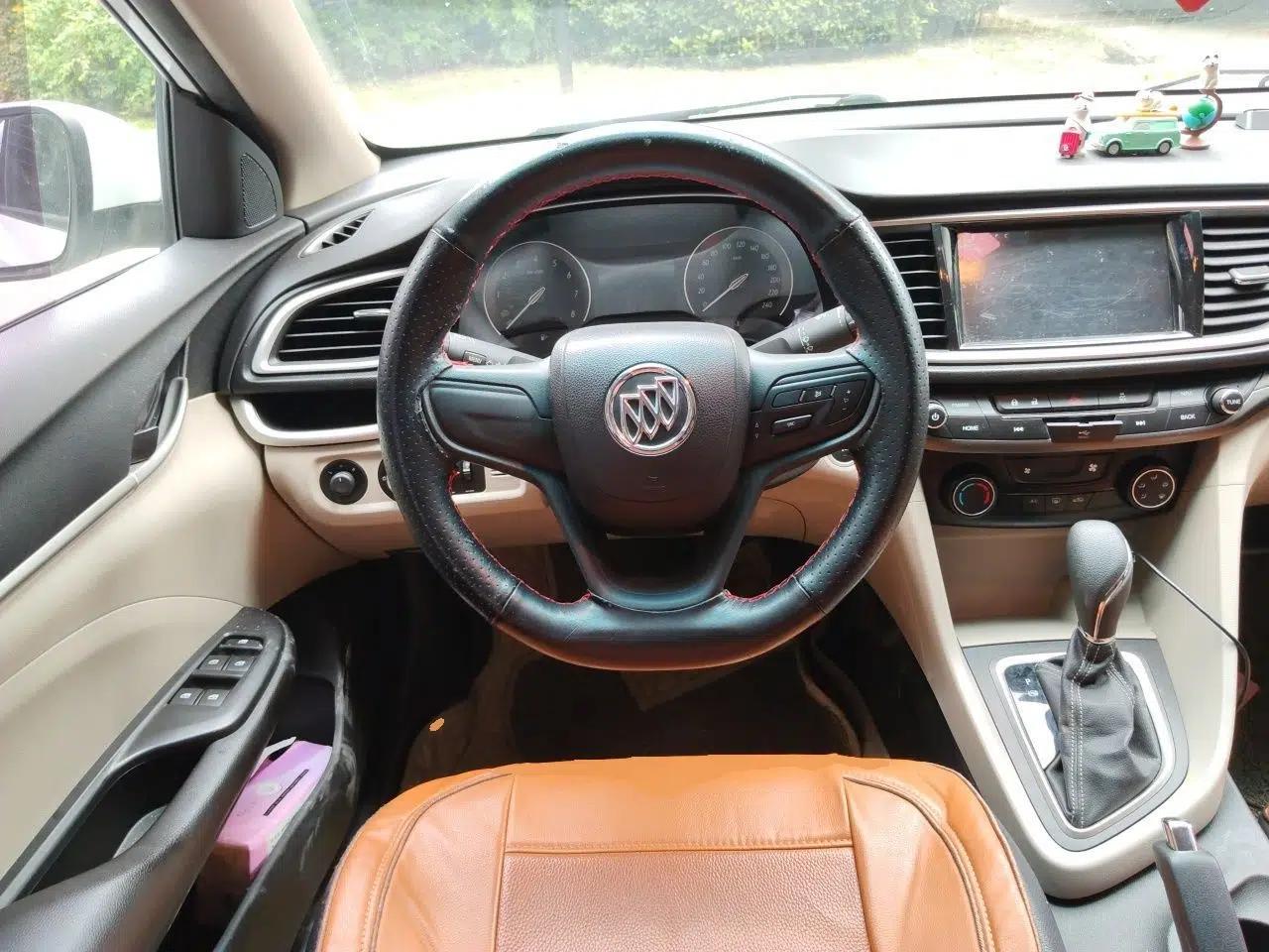 Buick GT 2015 15N Automatic Elite Version — миниатюра 10