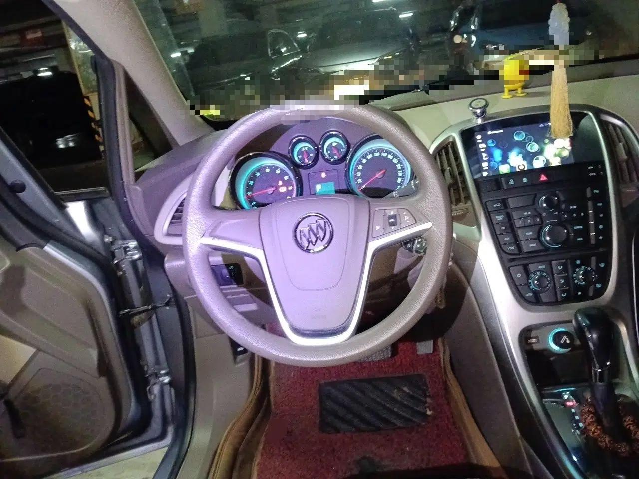 Buick GT 2012 GT 1.6L Automatic Comfort Edition — миниатюра 10