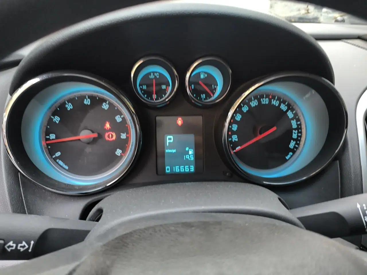 Buick GT 2014 XT 1.6T Automatic New Sharp Sport Edition — миниатюра 11