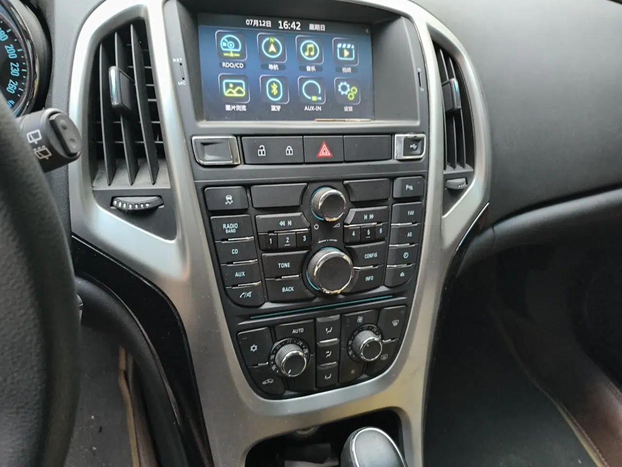Buick GT 2014 XT 1.6T Automatic New Sharp Sport Edition — миниатюра 13
