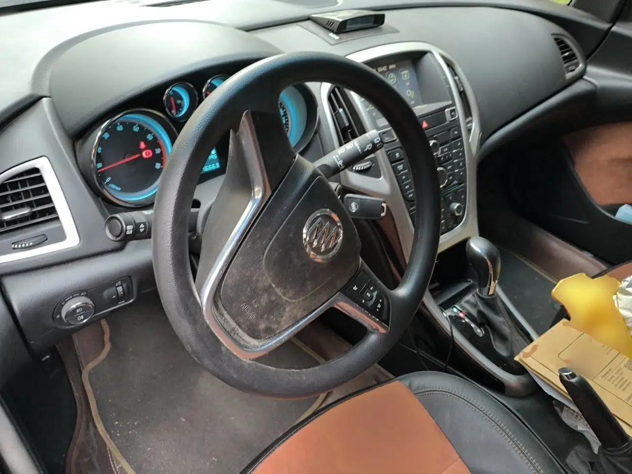 Buick GT 2014 XT 1.6T Automatic New Sharp Sport Edition — миниатюра 10