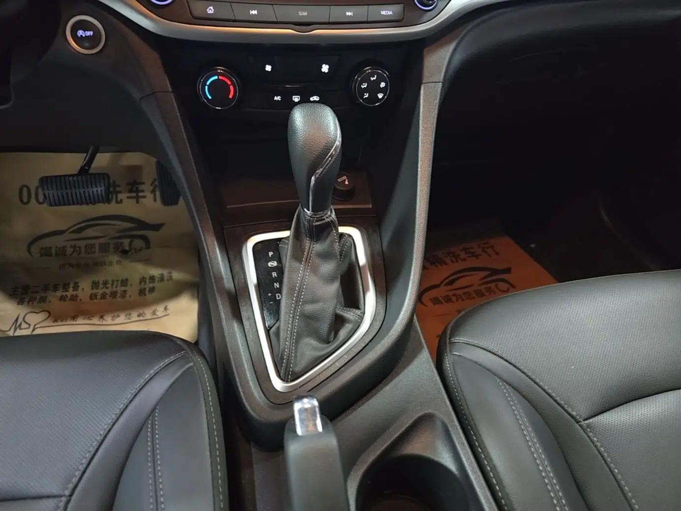 Buick GT 2021 Revised Version Flagship 1.5L Automatic Elite Edition — миниатюра 21