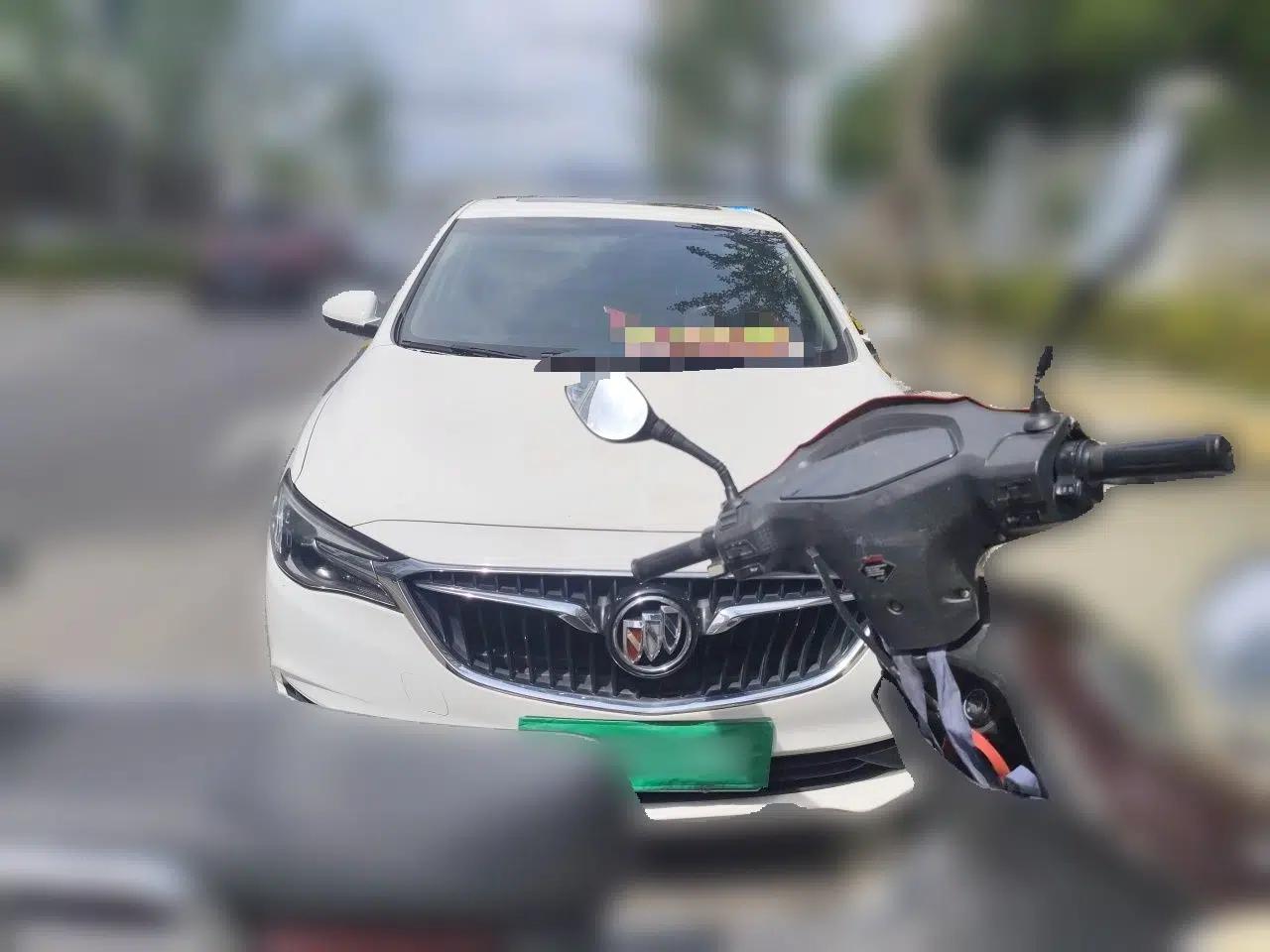 Buick GT 2018 18T Automatic Elite Model — миниатюра 2
