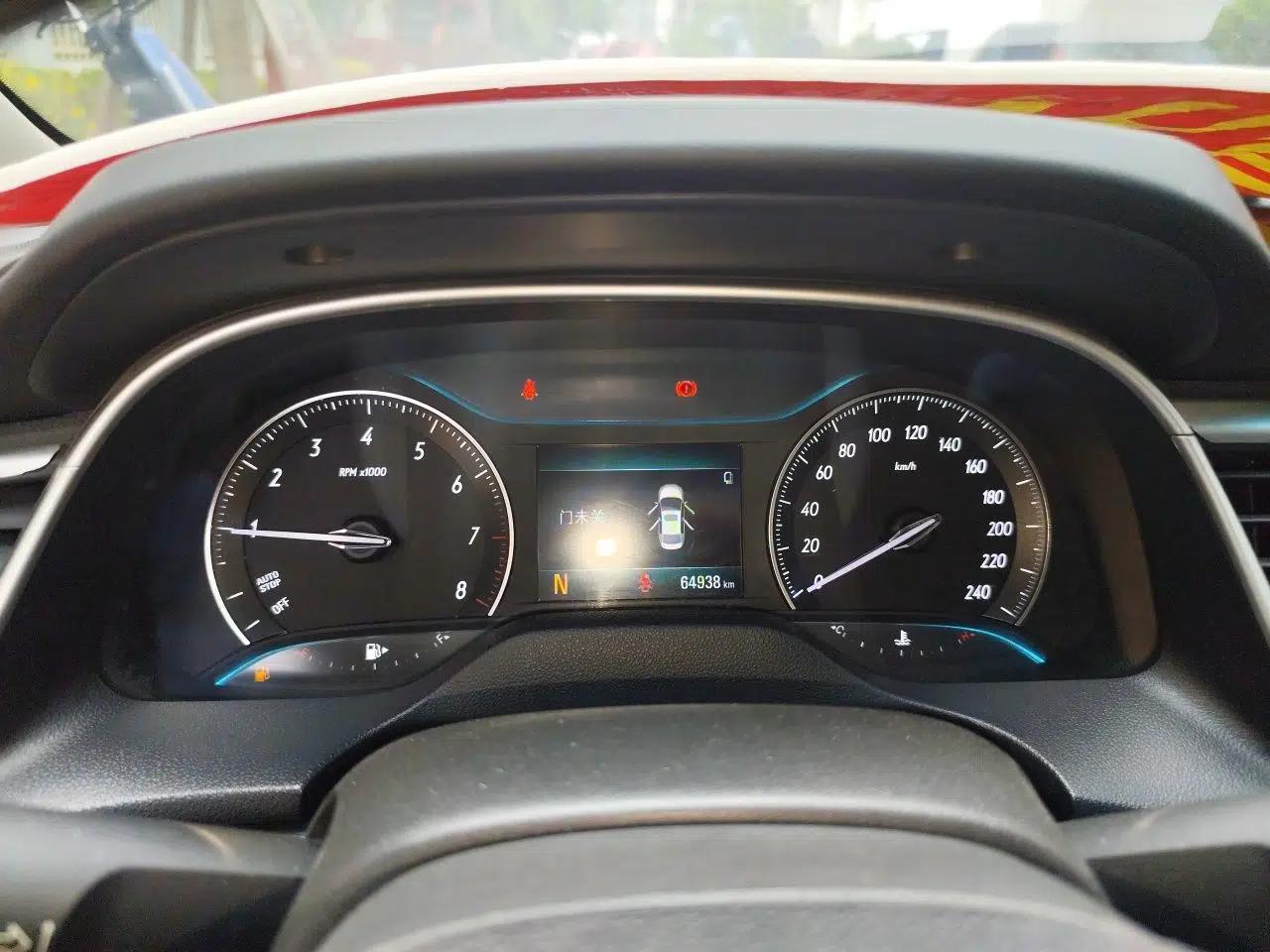 Buick GT 2018 18T Automatic Elite Model — миниатюра 11