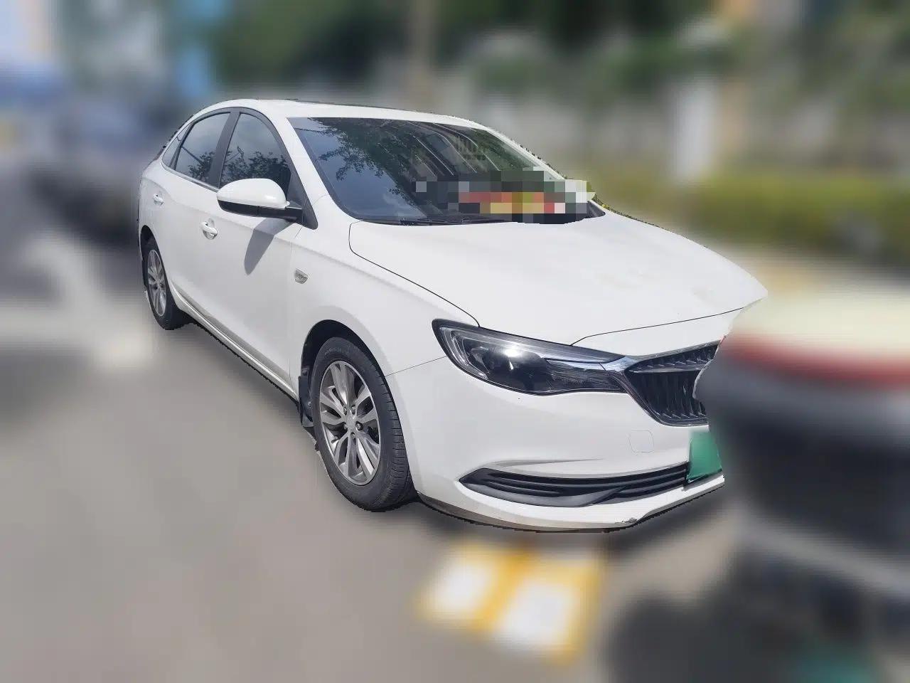 Buick GT 2018 18T Automatic Elite Model — миниатюра 3