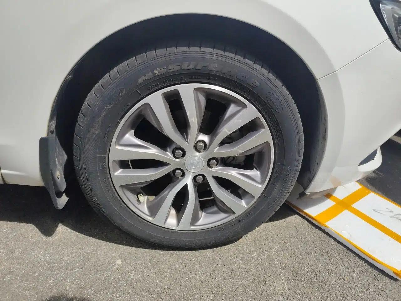 Buick GT 2018 18T Automatic Elite Model — миниатюра 8