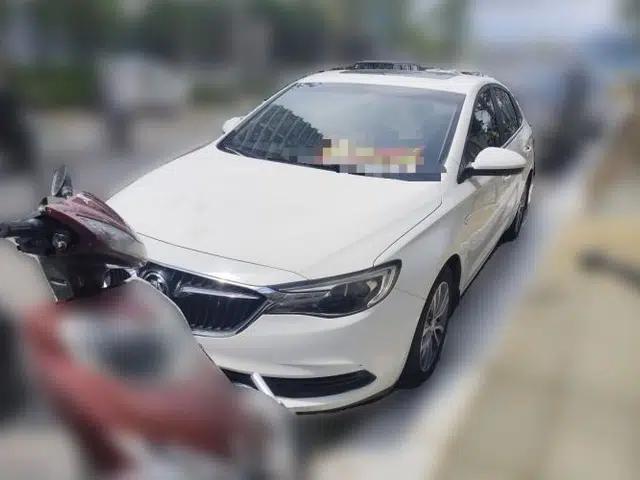 Buick GT 2018 18T Automatic Elite Model