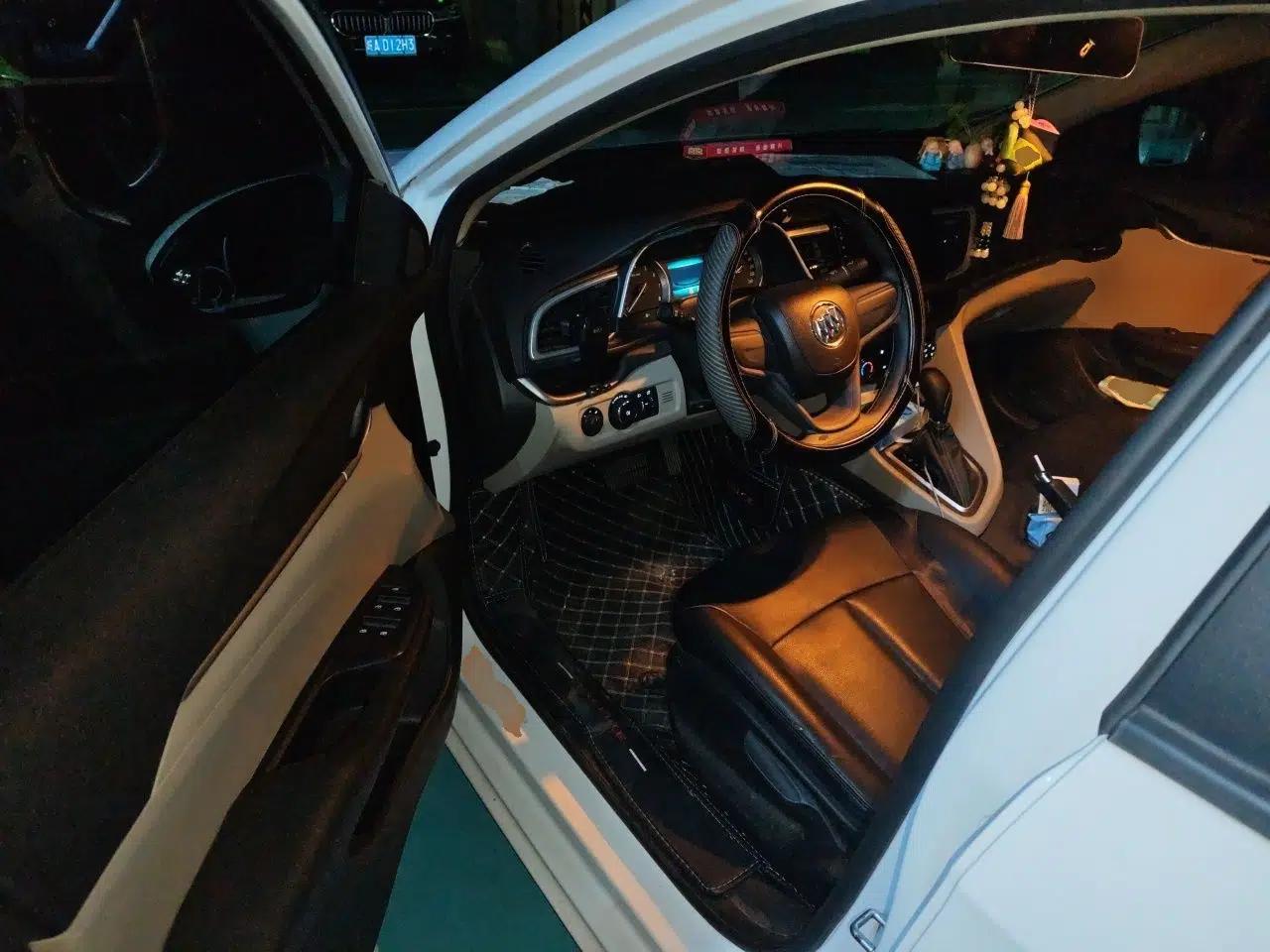Buick GT 2021 Exemplar 1.5L Automatic Entry-Level Trim — миниатюра 16