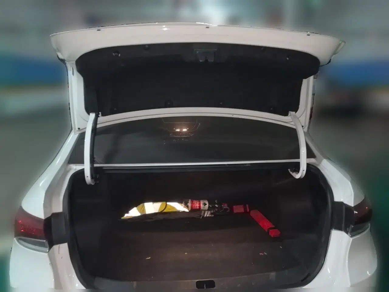 Buick GT 2021 Revised Version Flagship 1.5L Automatic Elite Edition — миниатюра 19