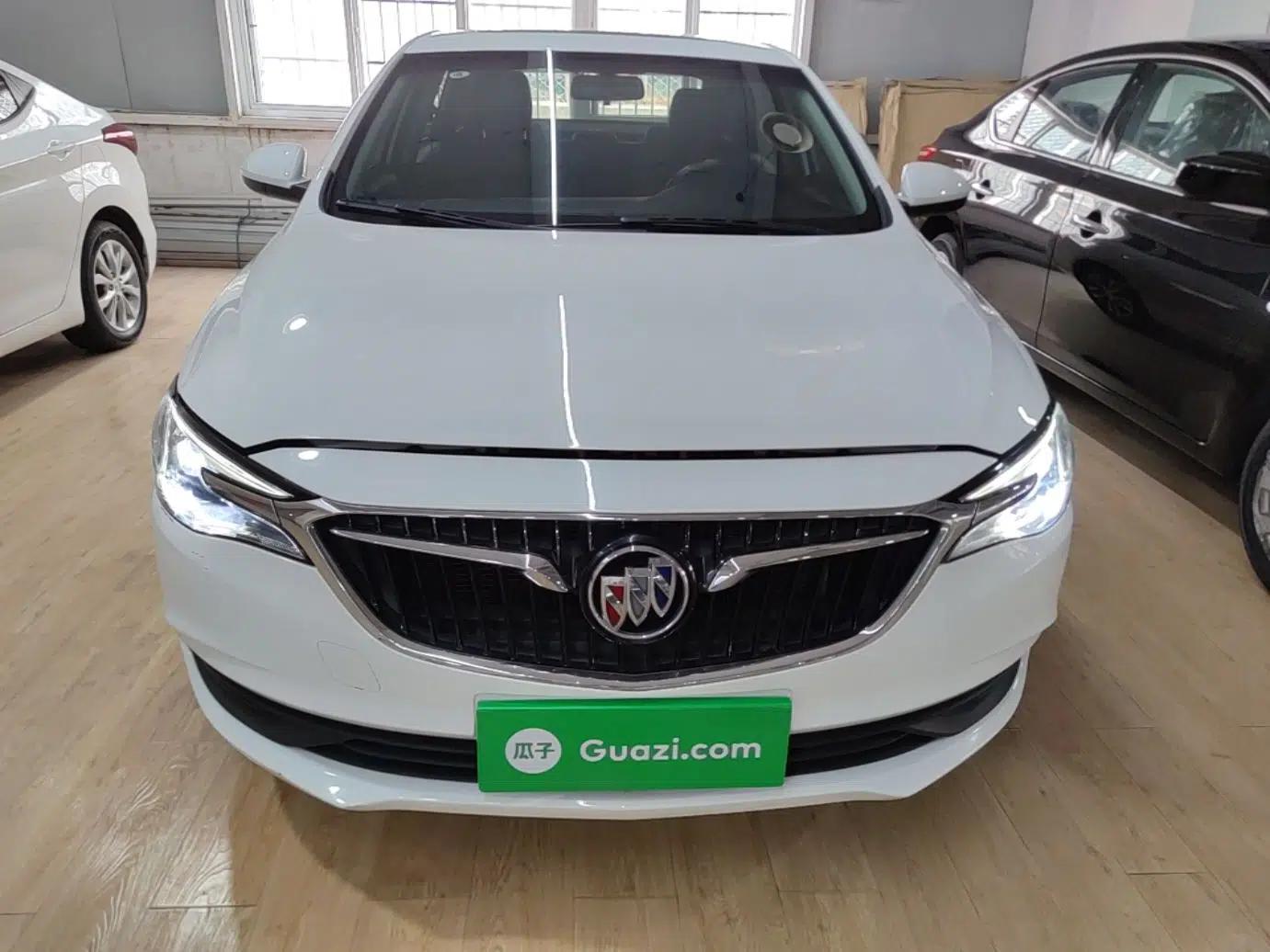 Buick GT 2021 Revised Version 1.3T Automatic Mild Hybrid Elite Edition — миниатюра 2